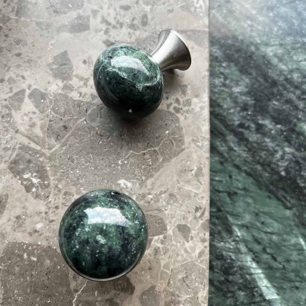 Möbelknopf Bead Straight - Carrara Marmor/Grün