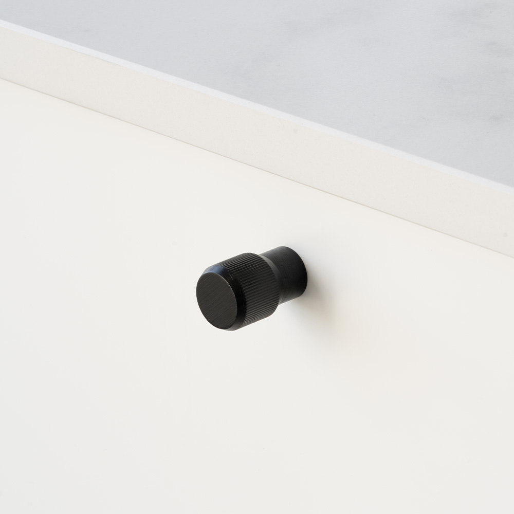 Möbelknopf Brooklyn Ø20mm - Gebürstetes Schwarz