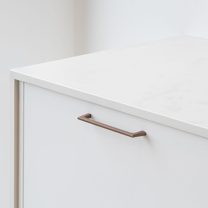 Möbelgriff Liv - 160mm - Gebürstete Bronze