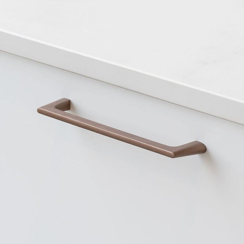 Möbelgriff Liv - 160mm - Gebürstete Bronze