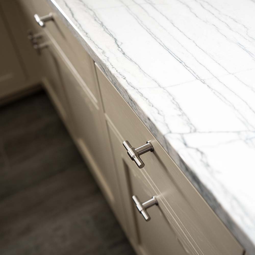 Möbelknopf T-type - Edelstahl-Optik