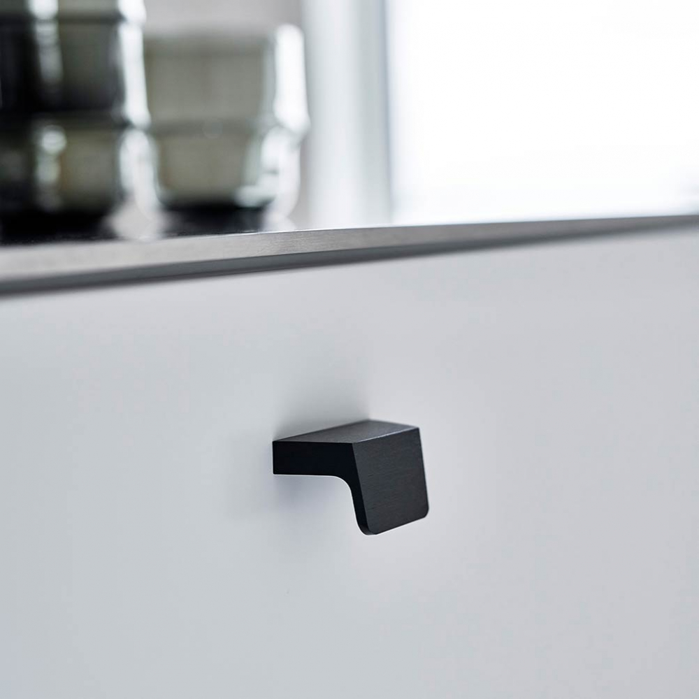 Möbelknopf Envelope - 32mm - Gebürstetes Schwarz