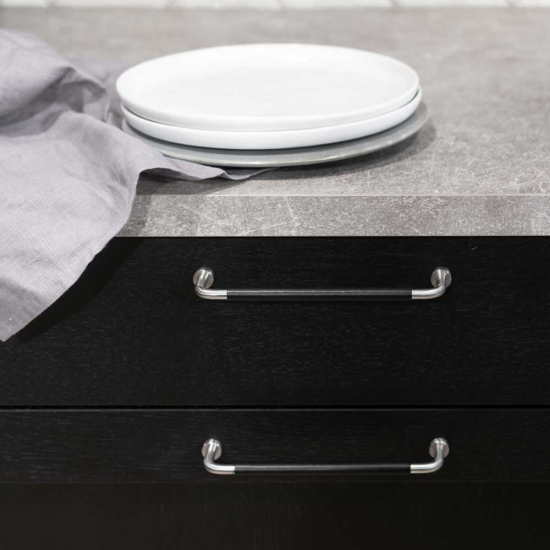 Möbelgriff Lounge - 160mm - Edelstahl/Schwarz Leder