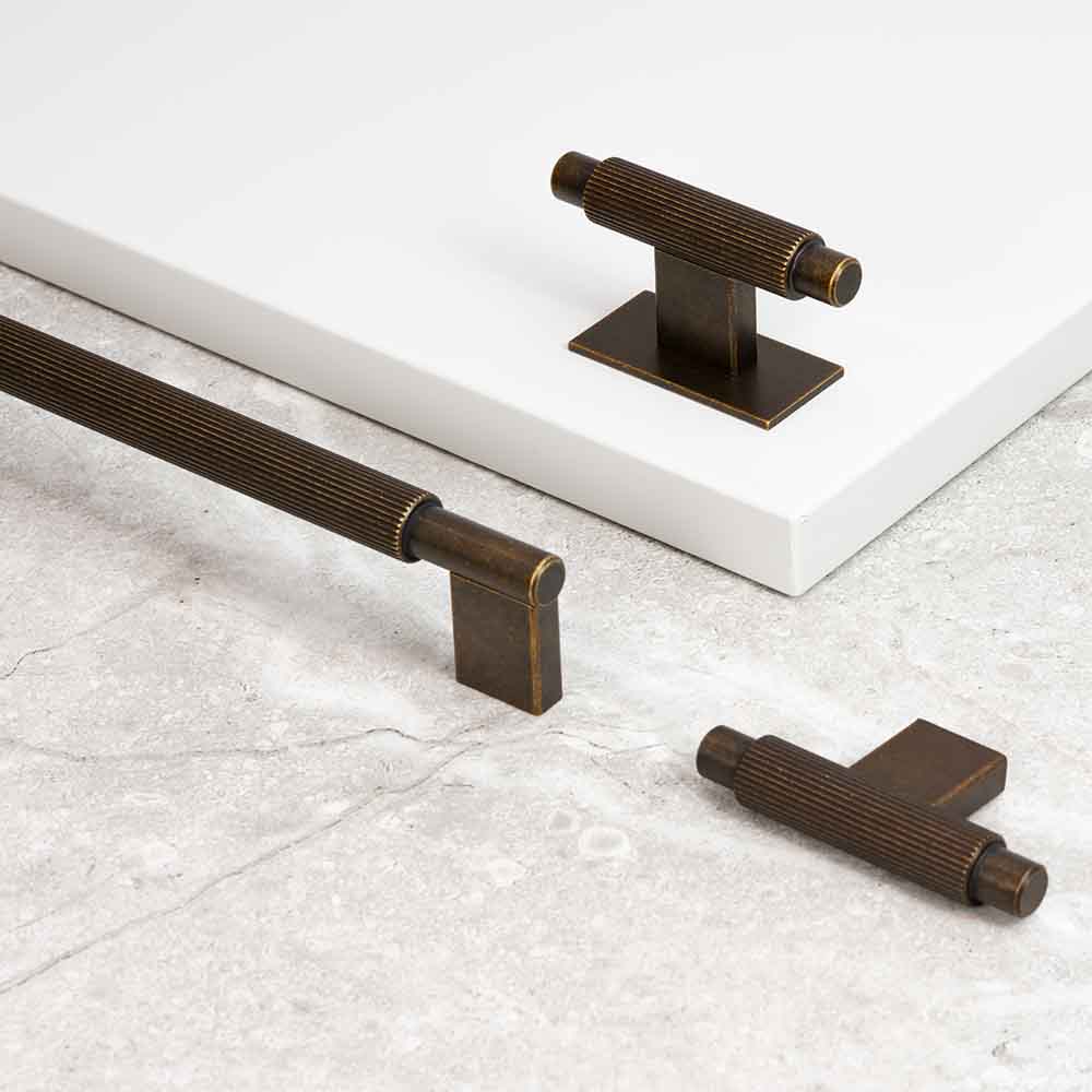 Möbelgriff Arpa - 192mm - Antik-Messing