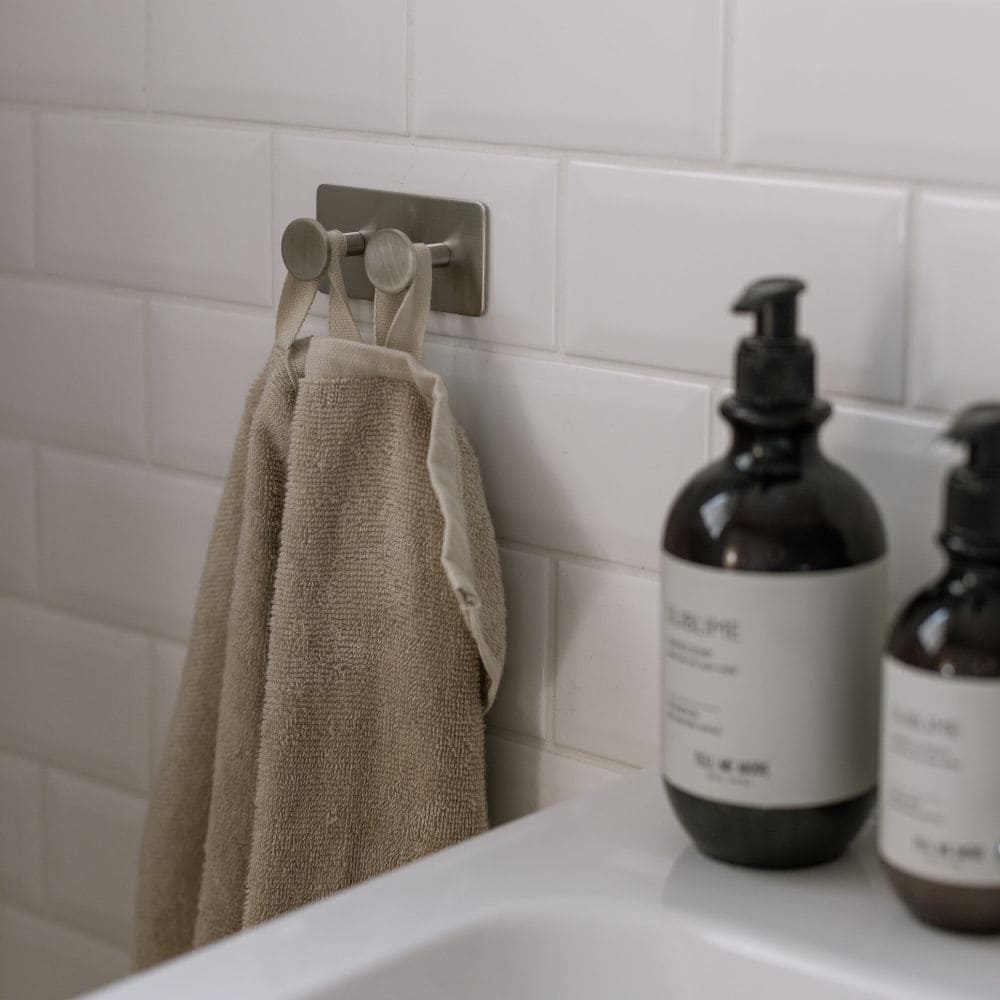 Klebehaken Base 210 2-Haken - Gebürsteter Edelstahl