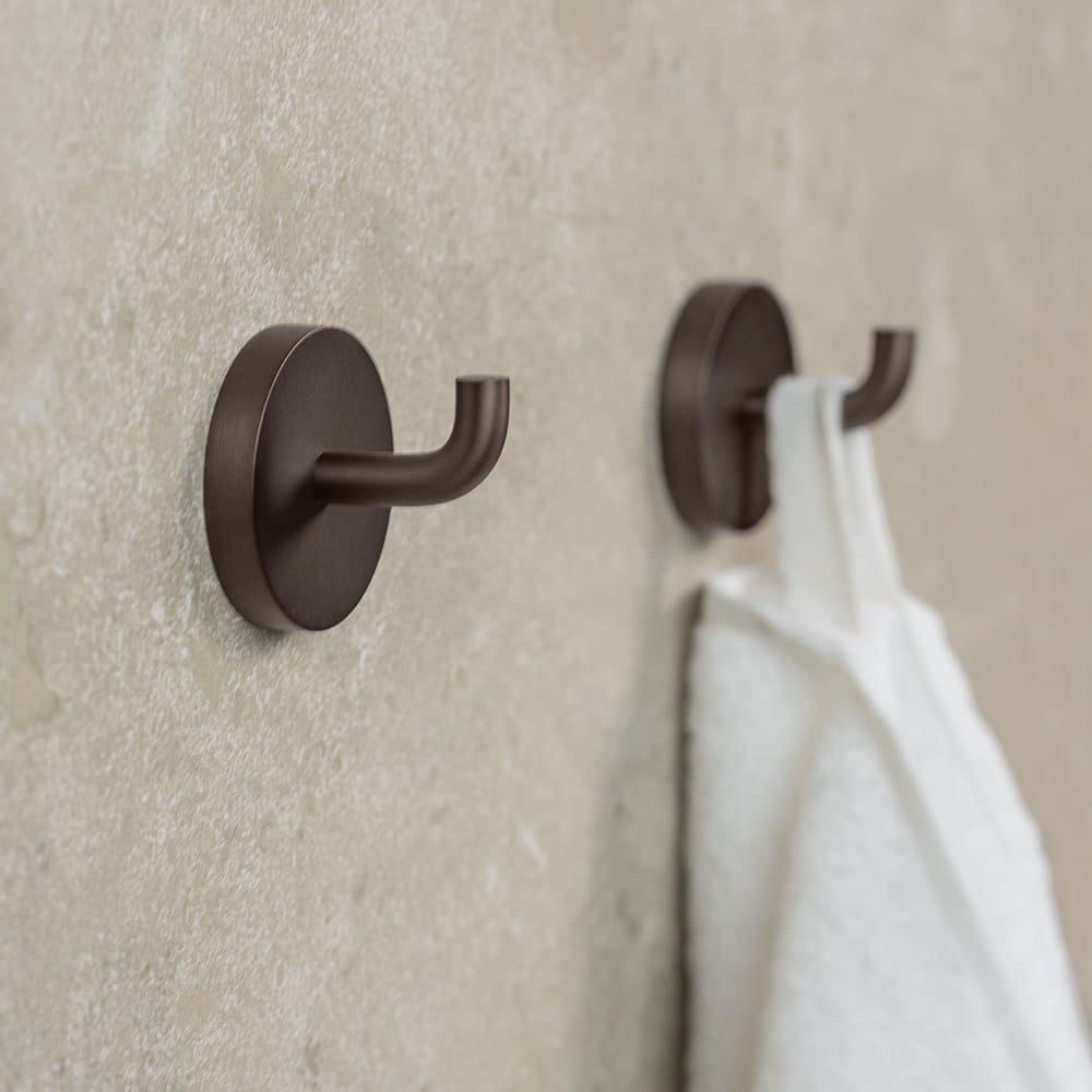 Einzelhaken Calm - Brünierte Messing