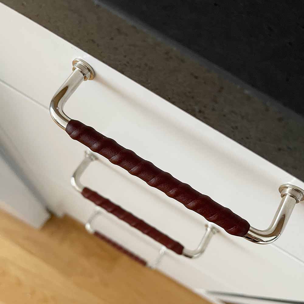 Möbelgriff 1353 - Vernickelt/Leder Braun