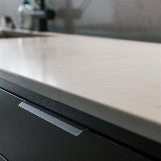 Möbelgriff Curve - Mattschwarz