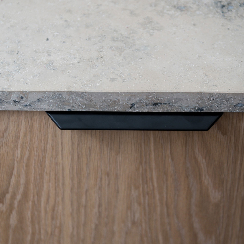 Kantengriff Vann - Mattschwarz