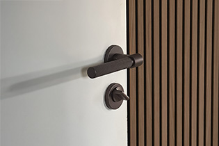 Türgriff Helix 200 in Dunkelbronze