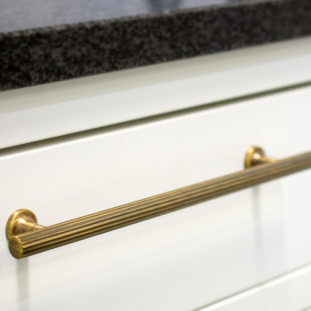 Möbelgriff Portland - 192mm - Antik-Bronze