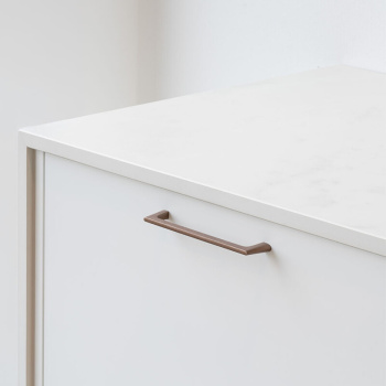Möbelgriff Liv - 160mm - Gebürstete Bronze