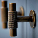 Griffknauf T Manor - Antik-Messing