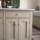 Möbelknopf 24136 - Weiß/Messing