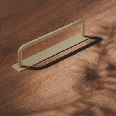 Toniton Thread Möbelgriff - Greige in der Gruppe Griffe / Alle Griffe anzeigen / Toniton x Beslag Design bei Beslag Online (401046-11)