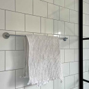 Base 100 Handtuchhalter - Gebürsteter Edelstahl