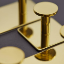 Klebehaken Base 210 3-Haken - Poliertes Messing