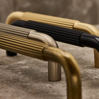 Möbelgriff Helix Stripe - Antik-Bronze