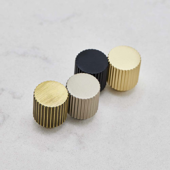 Möbelknopf Helix Stripe - Messing